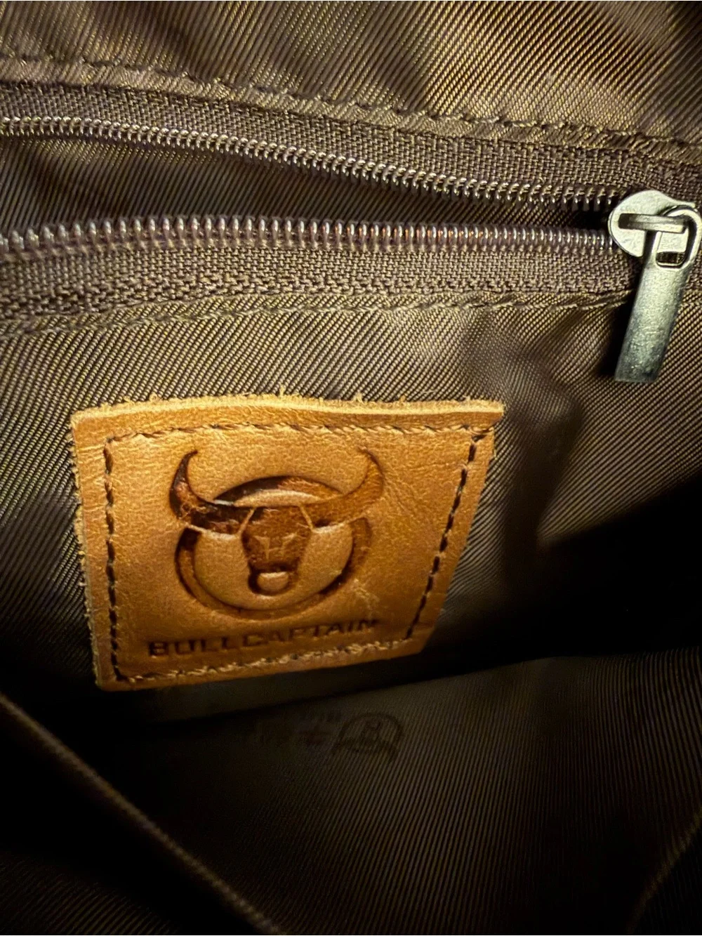 Bull Captain Leather Shoulder Crossbody Bag Messenger Adjust Strap Camel Brown